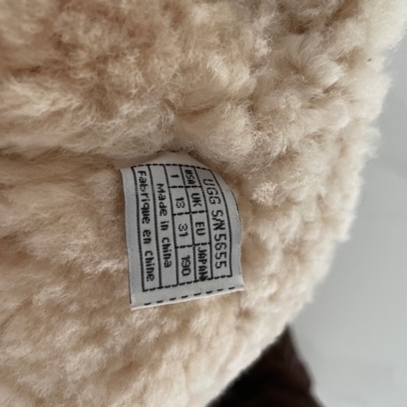 UGG Girl's Tall Boot - Picture 4 of 8